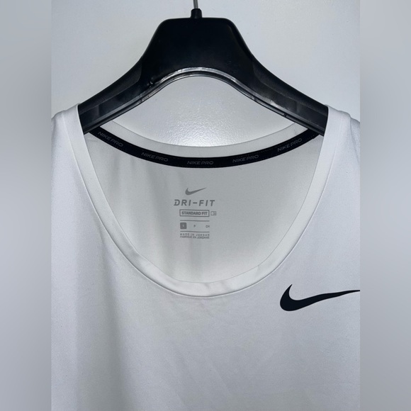 Men’s Tank Nike Dri-Fit - Picture 2 of 3